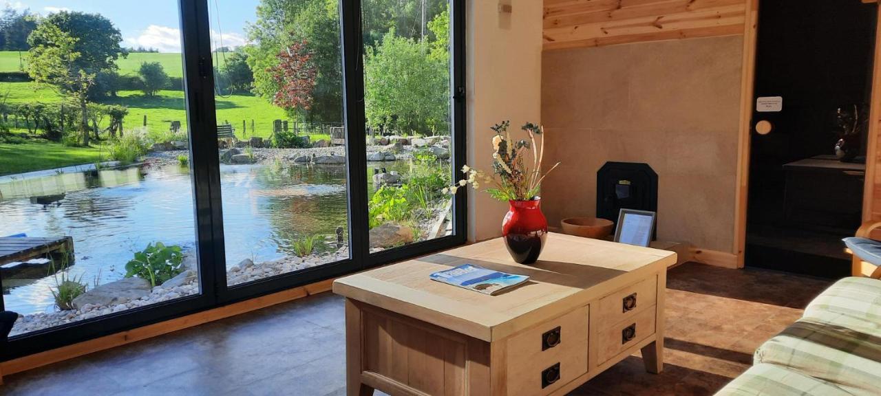 Mid-Wales Farmhouse, Swimming Pool, Tranquil Countryside Views, Sleeps 14 Meifod ภายนอก รูปภาพ
